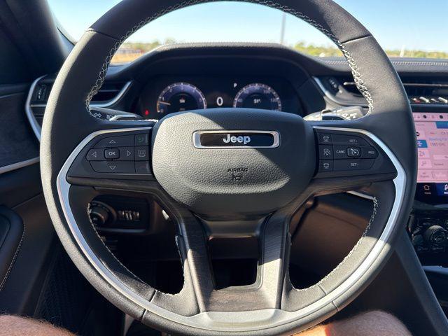 2025 Jeep Grand Cherokee Limited 4x2