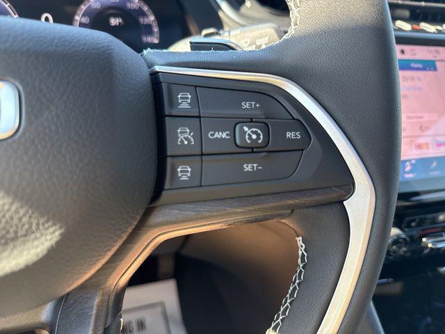 2025 Jeep Grand Cherokee Limited 4x2
