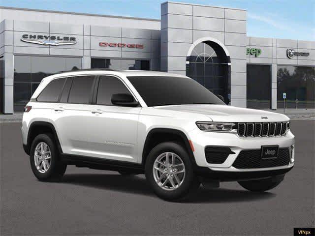 2025 Jeep Grand Cherokee Laredo X 4x4