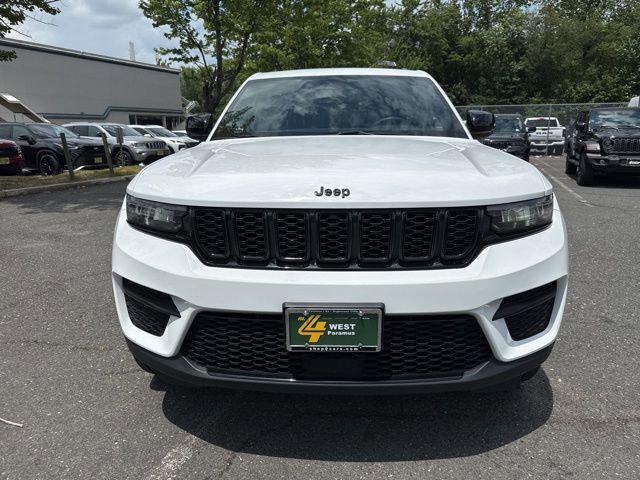 2022 Jeep Grand Cherokee Altitude 4x4