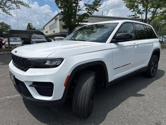 2022 Jeep Grand Cherokee Altitude 4x4