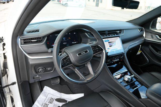 2024 Jeep Grand Cherokee L Overland 4x4