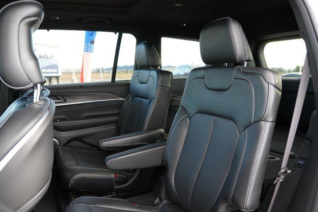 2024 Jeep Grand Cherokee L Overland 4x4