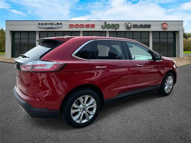 2022 Ford Edge Titanium