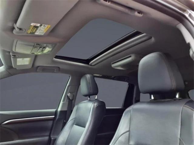2016 Toyota Highlander Limited V6