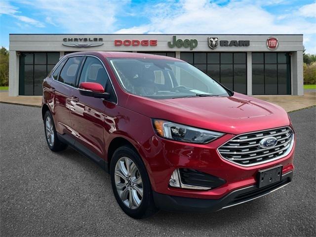 2022 Ford Edge Titanium