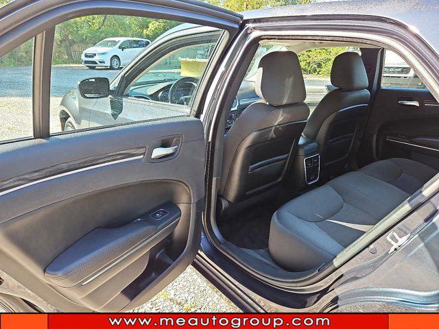2018 Chrysler 300 Touring