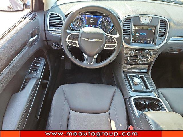 2018 Chrysler 300 Touring