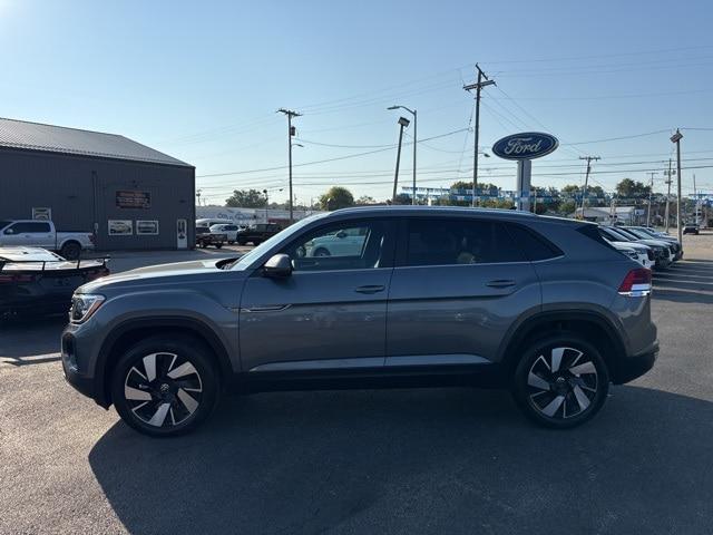 2024 Volkswagen Atlas Cross Sport 2.0T SE w/Technology