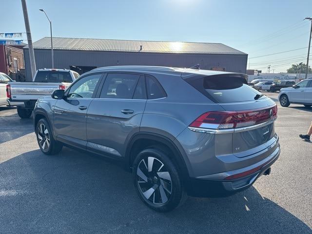 2024 Volkswagen Atlas Cross Sport 2.0T SE w/Technology