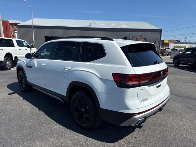 2025 Volkswagen Atlas 2.0T Peak Edition