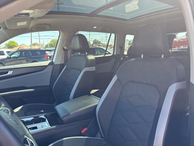 2025 Volkswagen Atlas 2.0T Peak Edition
