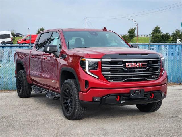 2025 GMC Sierra 1500 4WD Crew Cab Short Box AT4