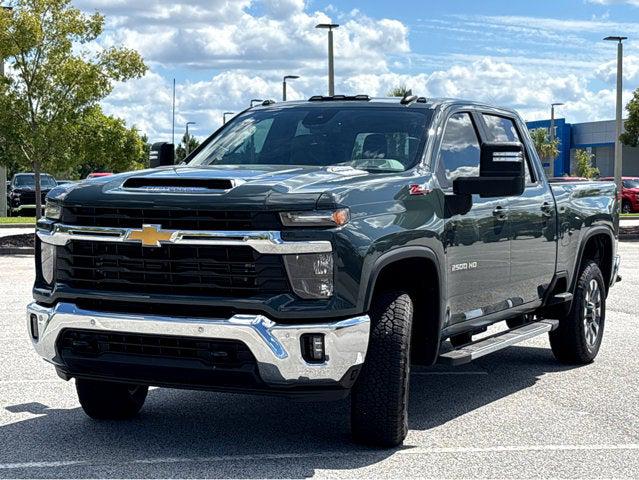2025 Chevrolet Silverado 2500HD 4WD Crew Cab Standard Bed LT