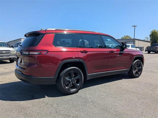 2022 Jeep Grand Cherokee L Altitude 4x2