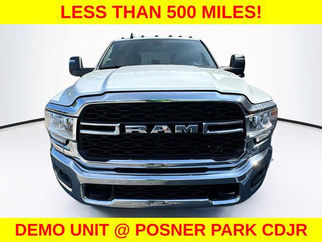 2024 RAM 3500 Chassis Tradesman/SLT/Laramie/Limited