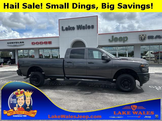 2025 RAM 2500 Tradesman Crew Cab 4x4 8 Box