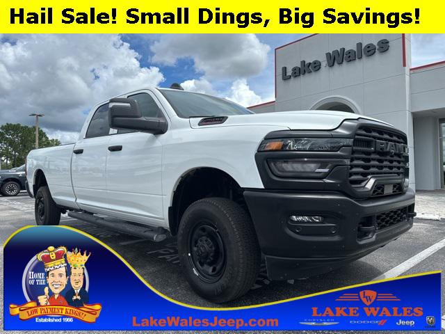2025 RAM 2500 Tradesman Crew Cab 4x4 8 Box