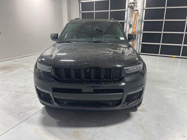 2025 Jeep Grand Cherokee GRAND CHEROKEE L LIMITED 4X2