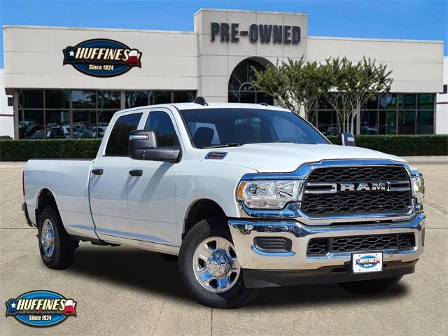 2024 RAM 2500 Tradesman Crew Cab 4x2 8 Box
