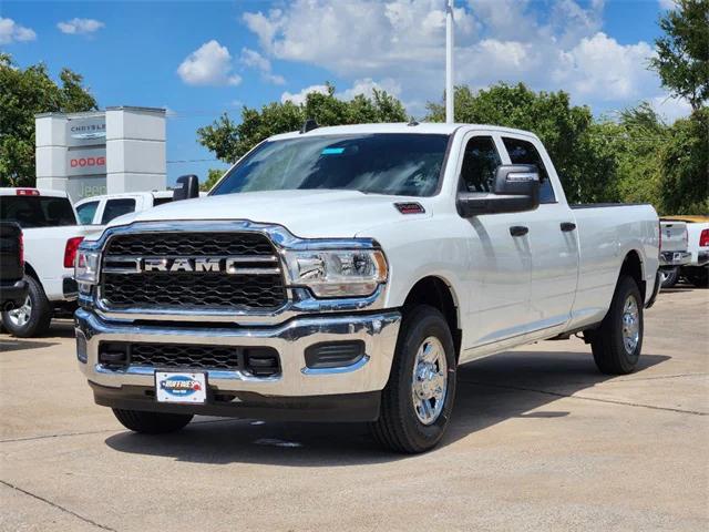 2024 RAM 2500 Tradesman Crew Cab 4x2 8 Box