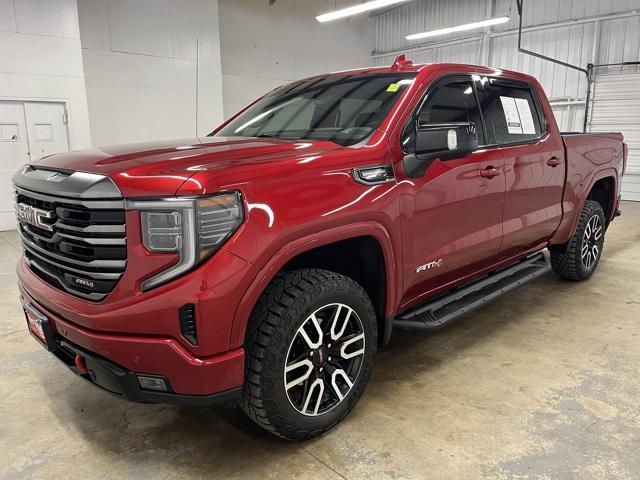 2024 GMC Sierra 1500 4WD Crew Cab Short Box AT4