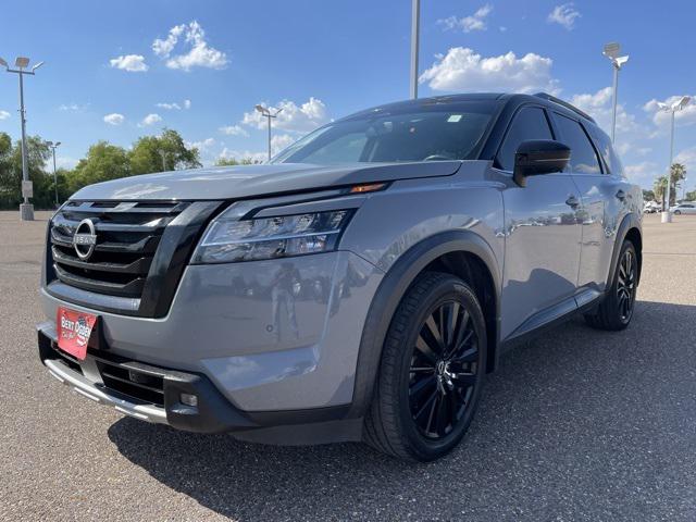 2022 Nissan Pathfinder Platinum 2WD