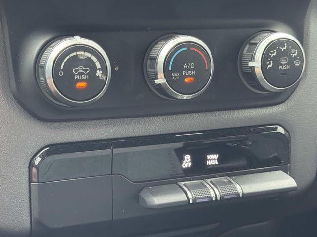 2021 Ram 1500 Big Horn Crew Cab 4x4 6'4" Box