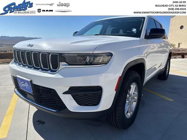 2023 Jeep Grand Cherokee Laredo 4x4
