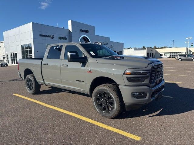 2026 RAM Ram 3500 RAM 3500 LARAMIE CREW CAB 4X4 64 BOX