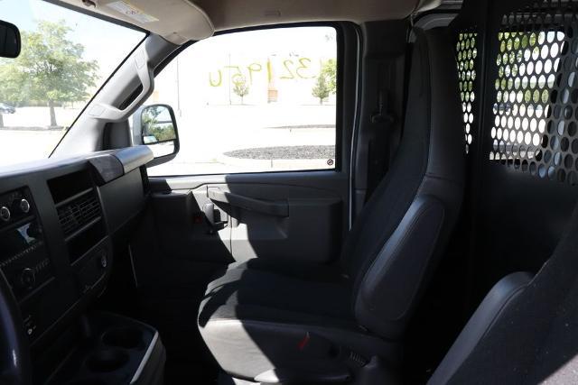 2023 GMC Savana Cargo RWD 2500 Regular Wheelbase Work Van