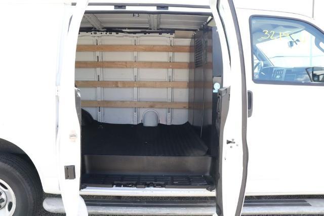 2023 GMC Savana Cargo RWD 2500 Regular Wheelbase Work Van
