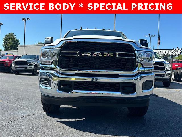 2024 RAM 2500 Tradesman Crew Cab 4x4 8 Box