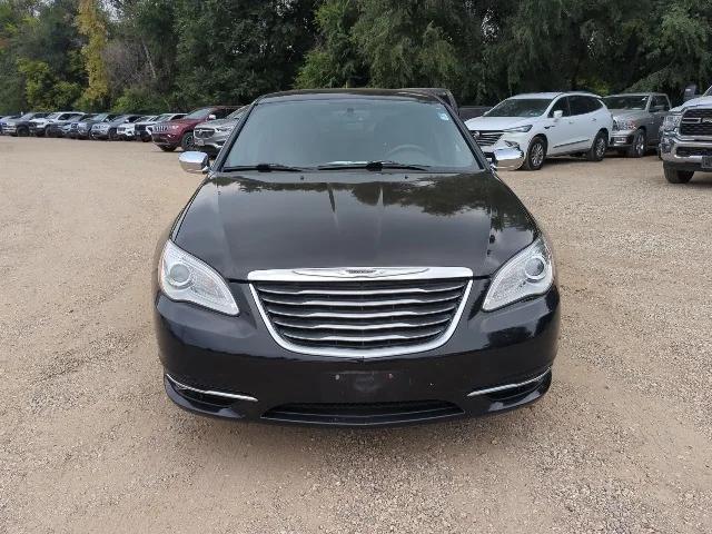 2013 Chrysler 200 Limited