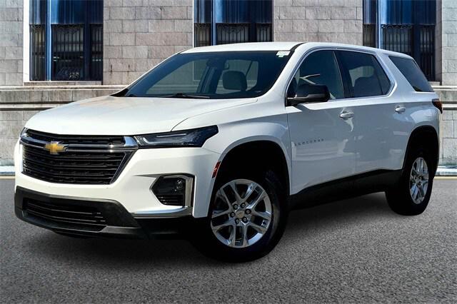 2022 Chevrolet Traverse AWD LS