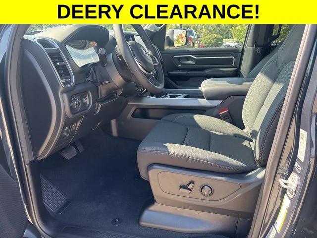 2025 RAM 1500 Big Horn Crew Cab 4x4 57 Box 2025 RAM 1500 Big Horn Crew Cab 4x4 57 Box