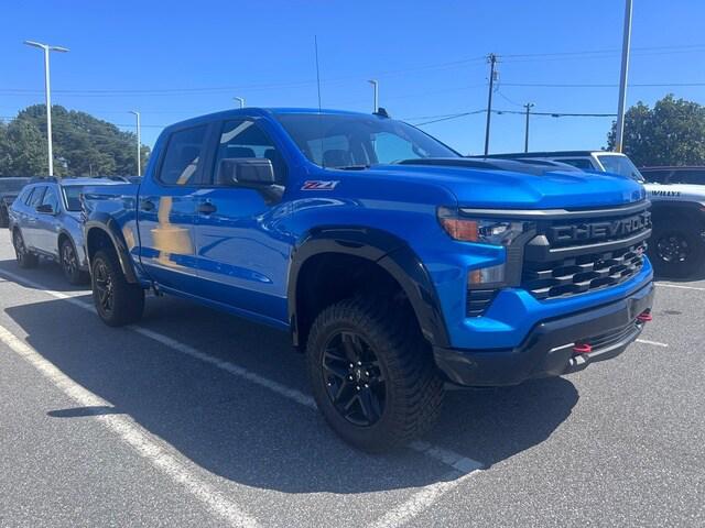 2023 Chevrolet Silverado 1500 4WD Crew Cab Short Bed Custom Trail Boss