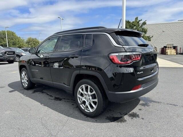 2022 Jeep Compass Latitude Lux 4x4
