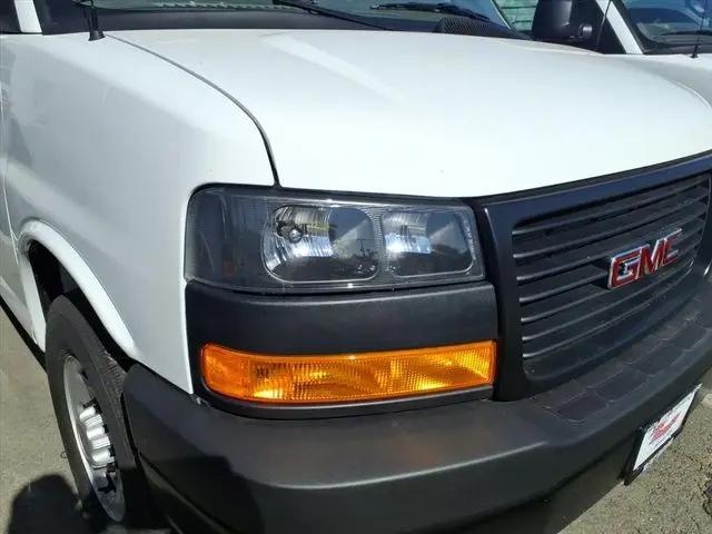 2025 GMC Savana Cargo RWD 2500 Regular Wheelbase Work Van
