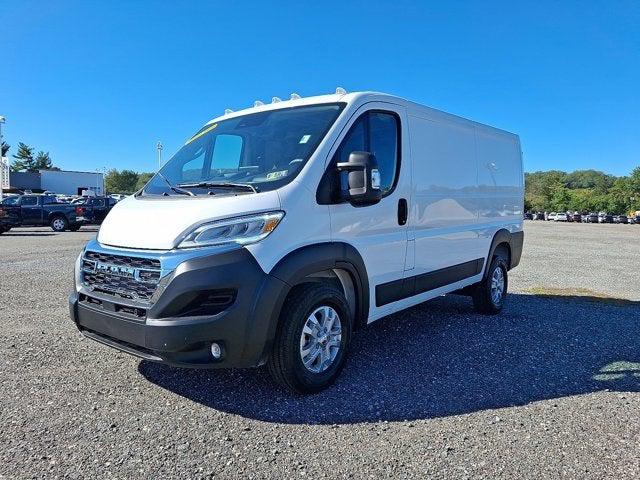 2025 RAM ProMaster 1500 Cargo Van SLT+ Low Roof 136 WB 2025 RAM ProMaster 1500 Cargo Van SLT+ Low Roof 136 WB