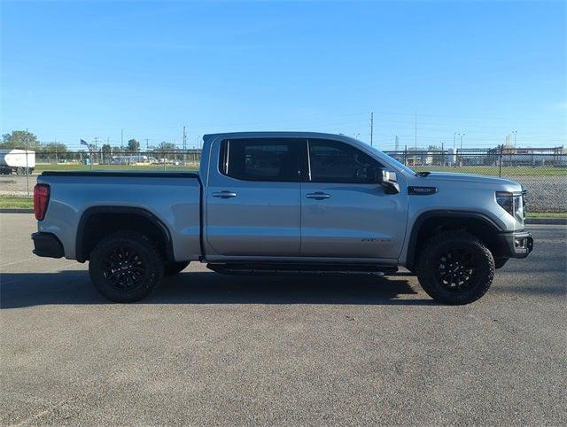 2023 GMC Sierra 1500 4WD Crew Cab Short Box AT4X 2023 GMC Sierra 1500 4WD Crew Cab Short Box AT4X