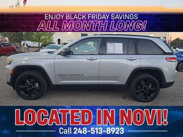 2022 Jeep Grand Cherokee Altitude 4x4 2022 Jeep Grand Cherokee Altitude 4x4