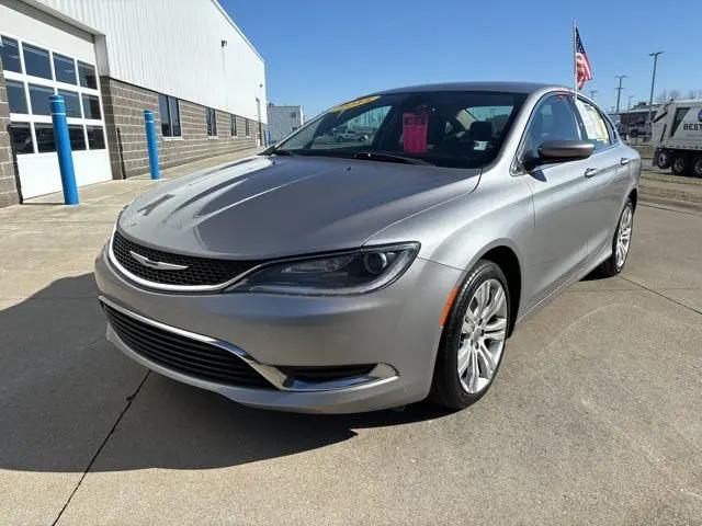 2015 Chrysler 200 Limited