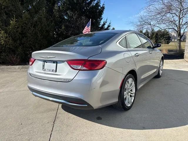 2015 Chrysler 200 Limited