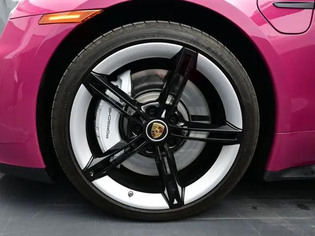2024 Porsche Taycan GTS