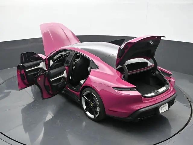 2024 Porsche Taycan GTS
