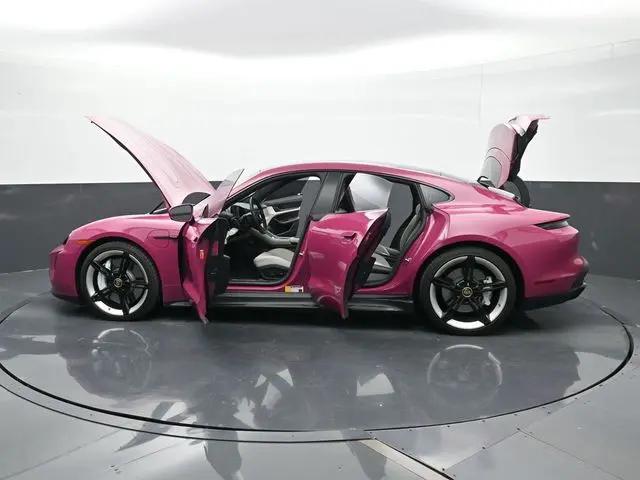 2024 Porsche Taycan GTS