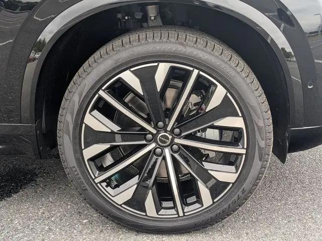 2026 Volvo XC90 Ultra, B6 AWD Gas (mild hybrid), Gasoline, Bright, 7 Seats