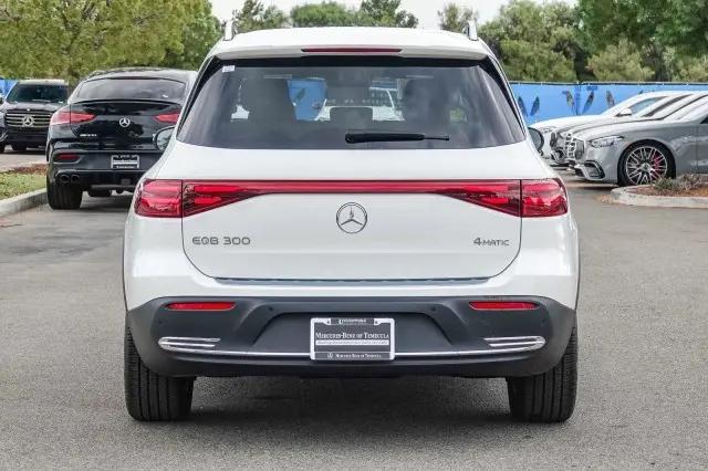 2024 Mercedes-Benz EQB 300 4MATIC