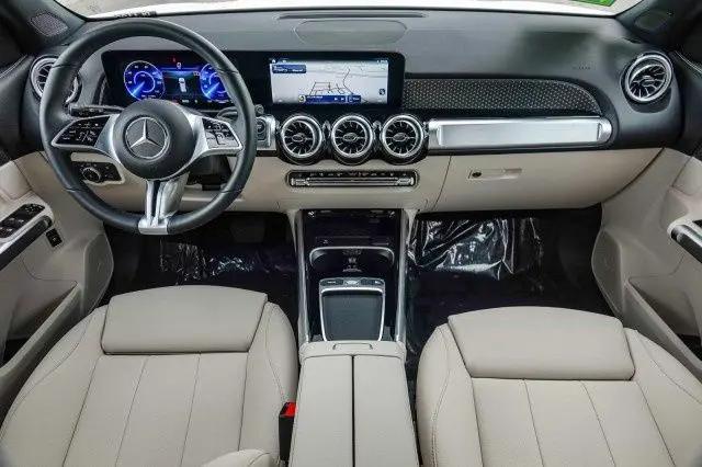 2024 Mercedes-Benz EQB 300 4MATIC